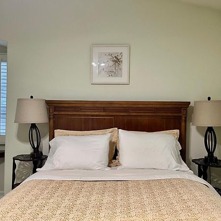 Hollywood Hills Homestay 로스앤젤레스 객실 사진