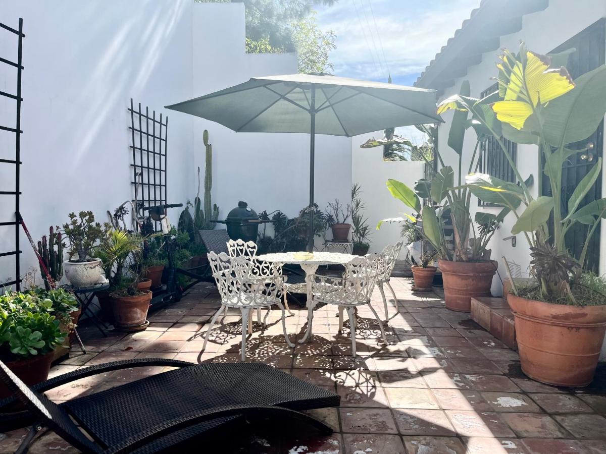 Hollywood Hills Homestay 로스앤젤레스 외부 사진