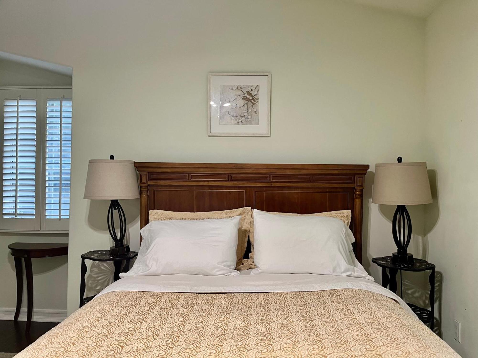 Hollywood Hills Homestay 로스앤젤레스 객실 사진